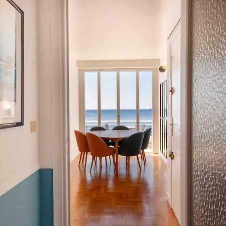 Apartment 06a1 - Just Like On A Boat Sailing On The Sea Nice